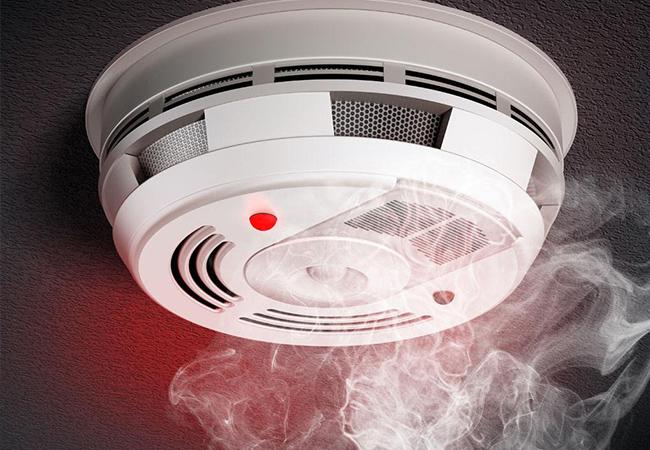 Chu kỳ thay pin máy dò khói: Khi nào cần thay pin 9V, CR123A và pin cúc áo